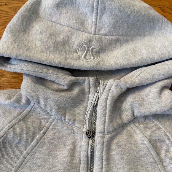 Lululemon Scuba Oversized 1/2 Zip Hoodie in Heathered Light Grey (Size XS/S) - Picture 10 of 12